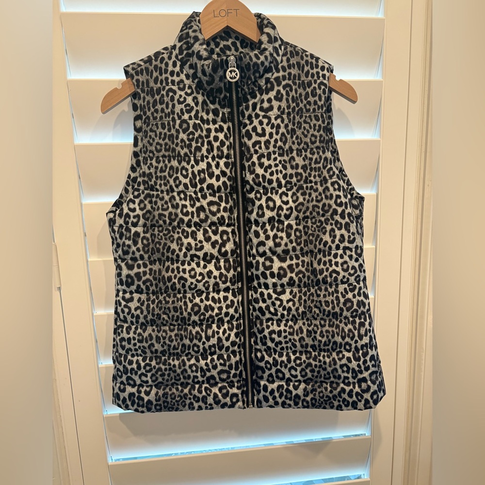 Michael Kors Women’s Cheetah Print Full Zip Vest Size Small